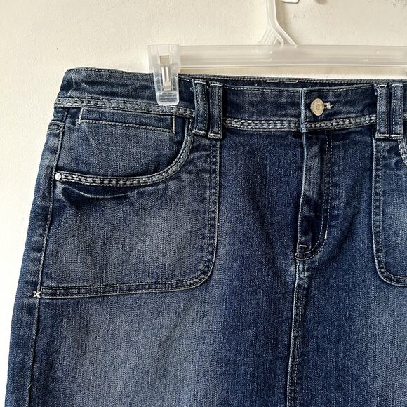 White House Black Market Jean Skirt Denim Mini Size 12 A-Line Classic Dark Wash - Picture 2 of 7